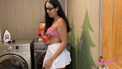 Selena Ryan – Did You Just Cum on Mommys Big Butt?